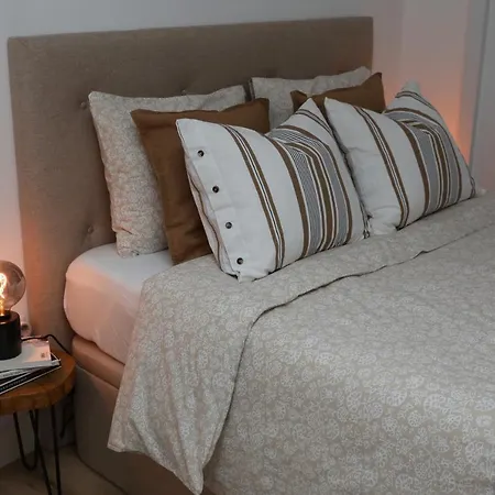 Casa Rosas Do Mondego * فيغيورا دا فوز