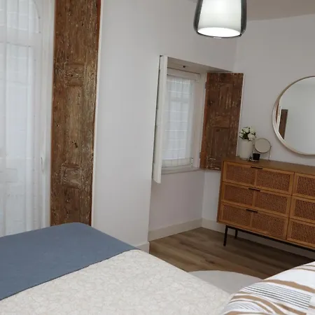 Casa Rosas Do Mondego * フィゲイラ・ダ・フォズ