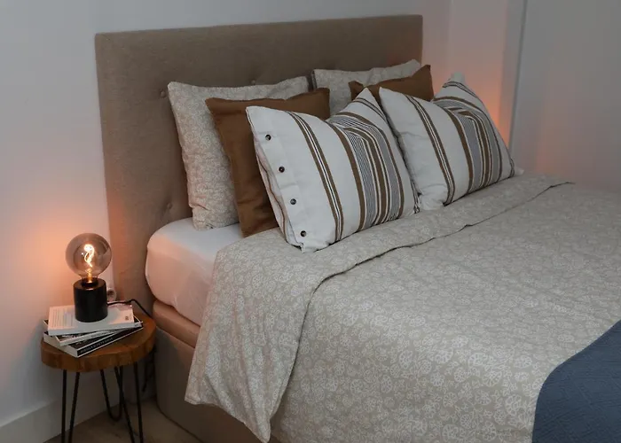 Casa Rosas Do Mondego * Фигейра-да-Фош